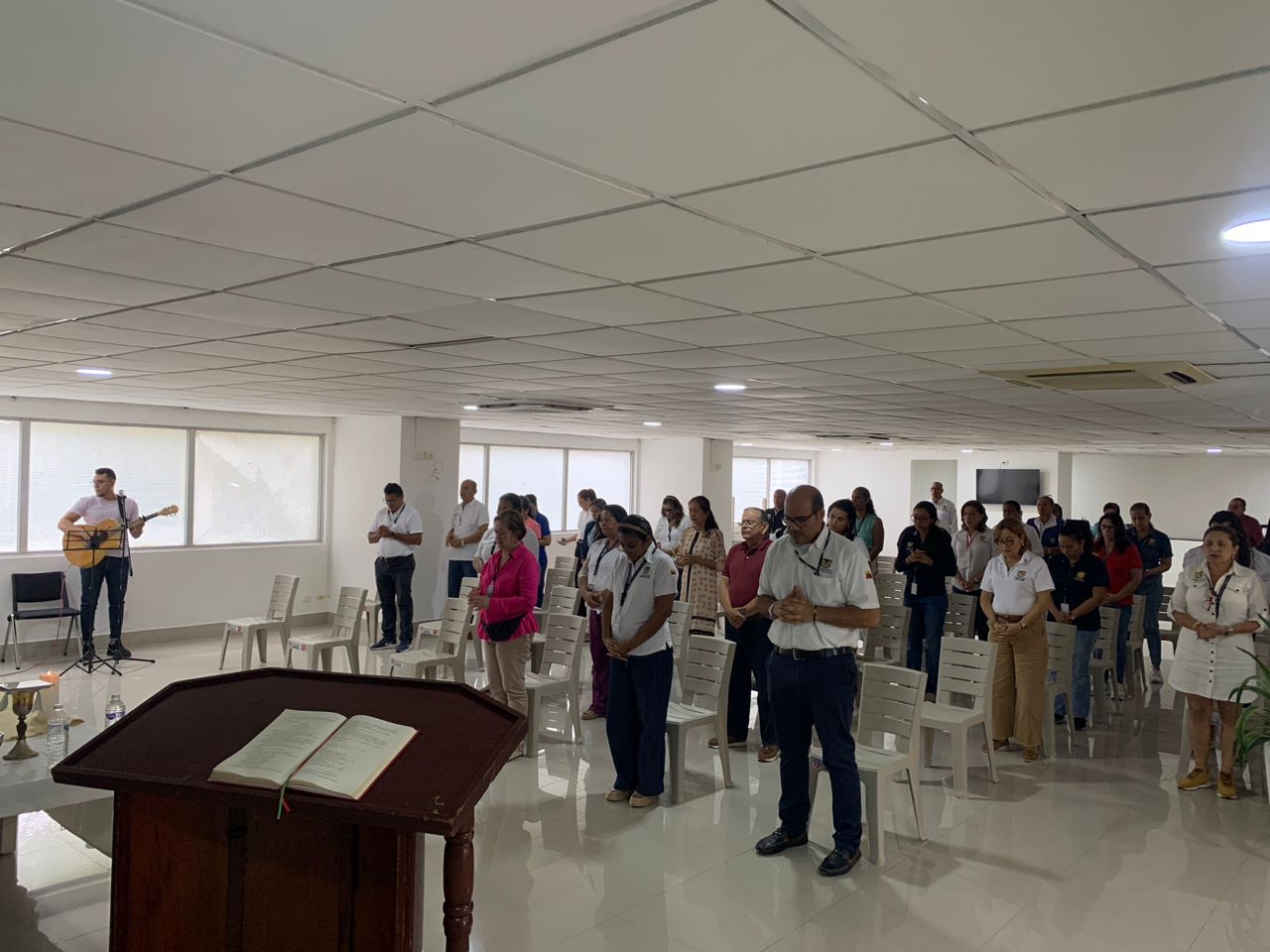 eucaristia abril 2024 4