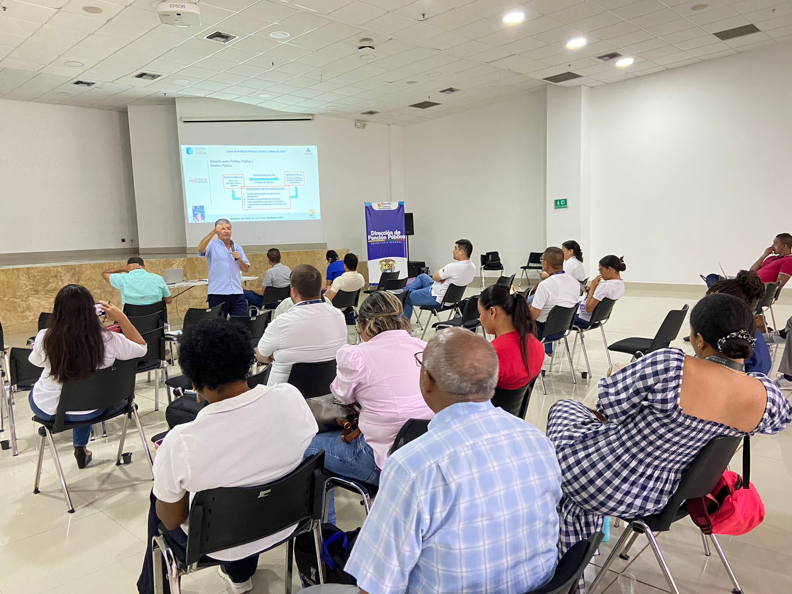 curso escuela gobernanza 2