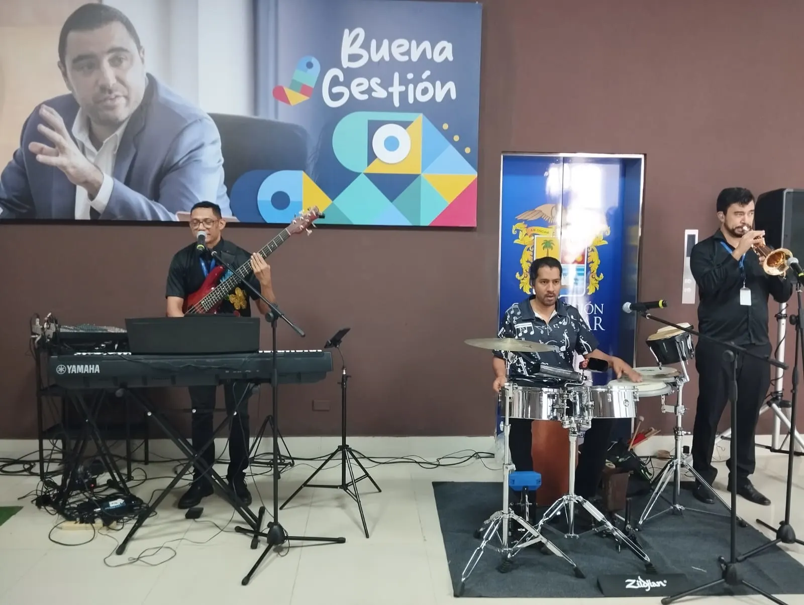 dia mujer 25 6